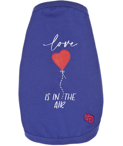 T-Shirt Love is in the Air